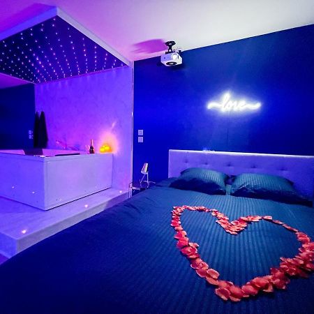 Spa Sous Les Etoiles - Cinema - Netflix - Parking - Gare 阿棉 外观 照片